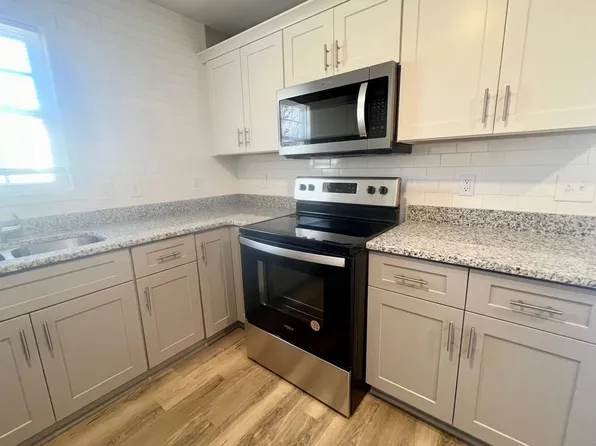 317/319 E. Gilbreath Street, 317 E Gilbreath St #317, Graham, NC 27253