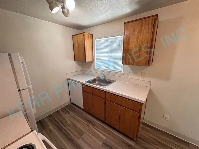 2211 SE 96th Dr — Photo 8