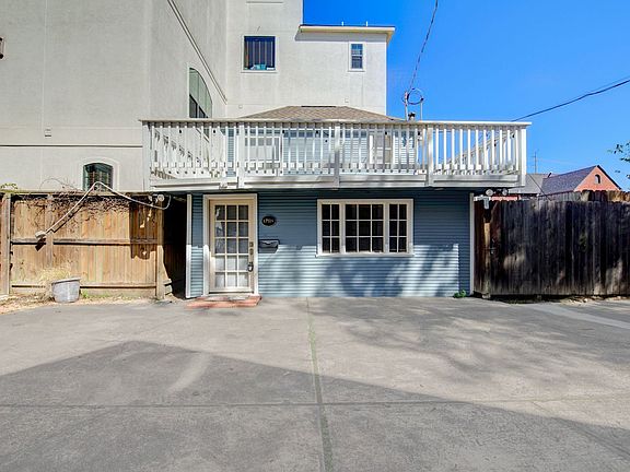 2nd image of 1711 1/2 Wentworth Ave