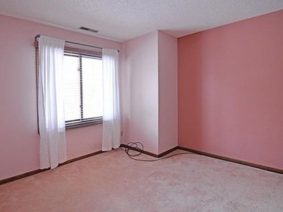 5th image of 15644 27th Ave N