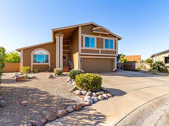 3rd image of 17466 N 64TH Avenue
