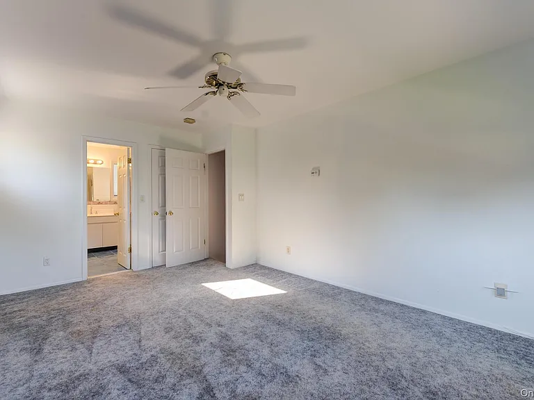 74 Mulberry Ave — Photo 14