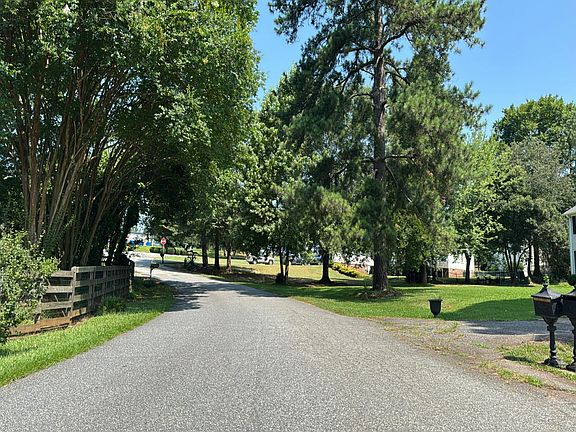 5th image of 101 Clarendon Dr