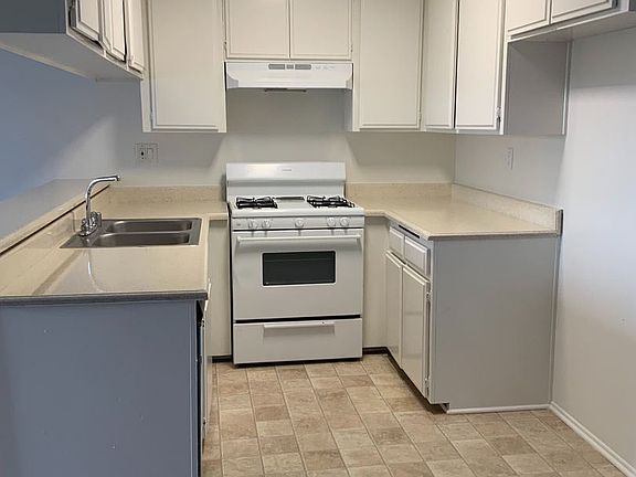 5th image of 1615 W 218th St APT 11
