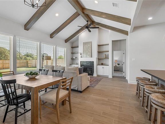 5th image of 5008 Royal Arch Dr