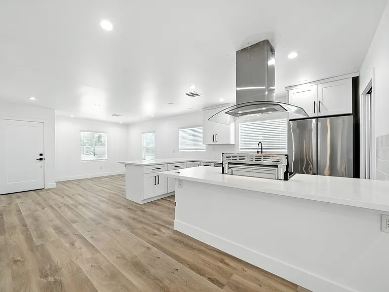 5103 Barlin Ave — Photo 16