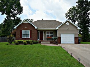 128 Filly Ln, Springfield, TN 37172