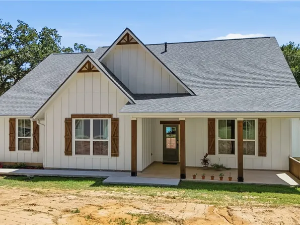 624 County Road 3674, Marquez, TX 77865