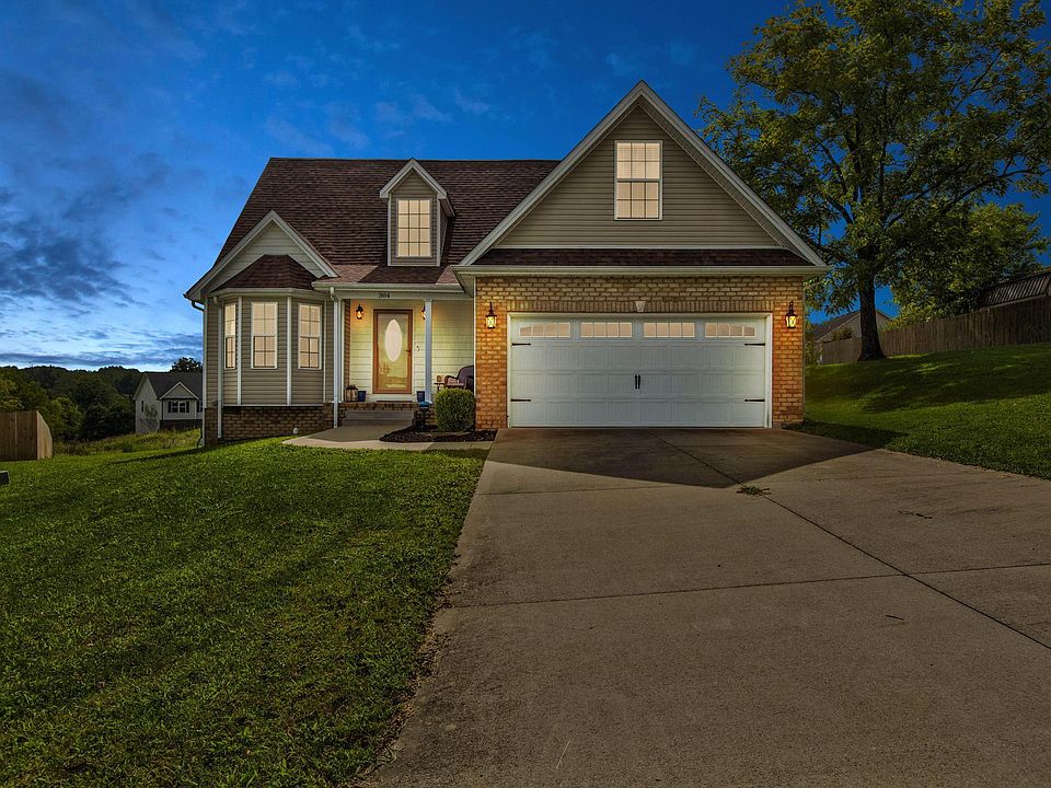 1st image of 304 Macedonian Ct