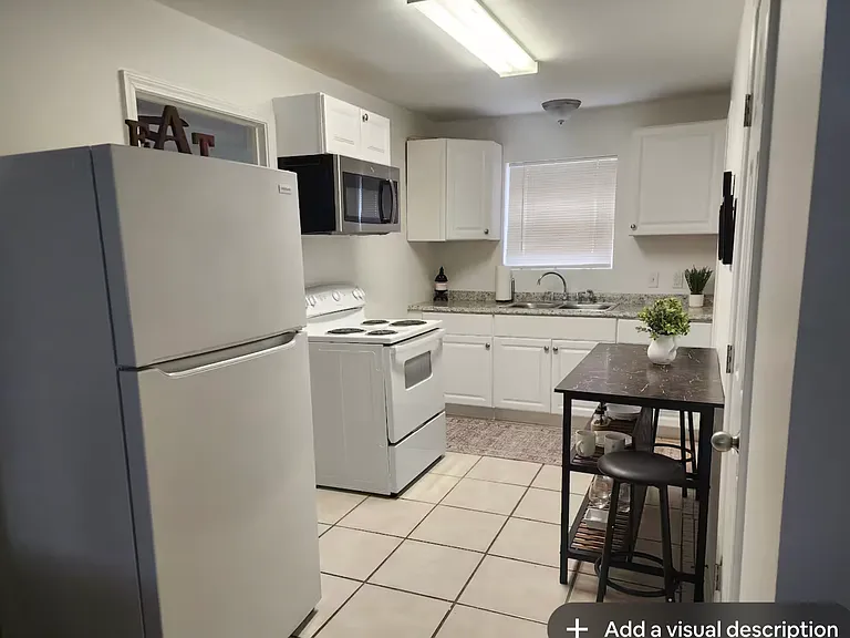 256 W Roosevelt St #3 — Photo 13