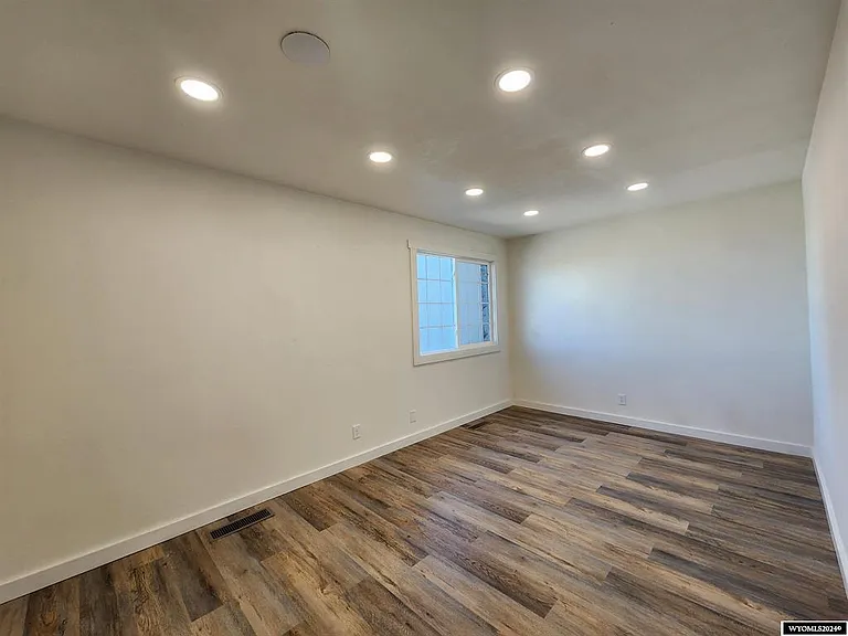 1445 S Poplar St #1 — Photo 5