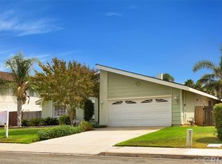 6051 Grinnell Dr, Jurupa Valley, CA 92509