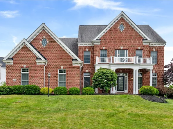 4136 Duckhorn Dr, Coraopolis, PA 15108