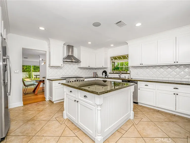 1800 Glenwood Ln — Photo 19