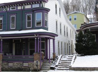 210 W Broad St, Tamaqua, PA 18252