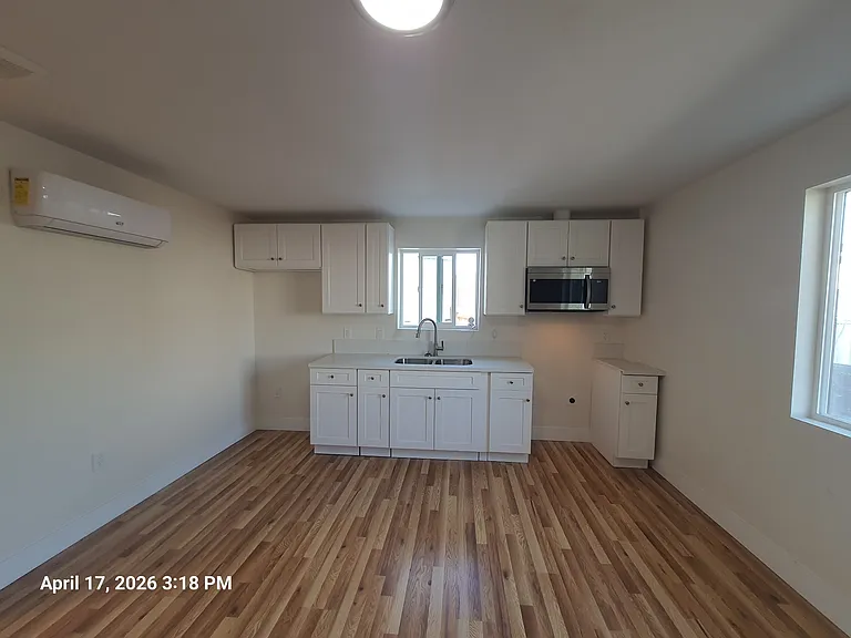 515 W 104th St #1/2 — Photo 5