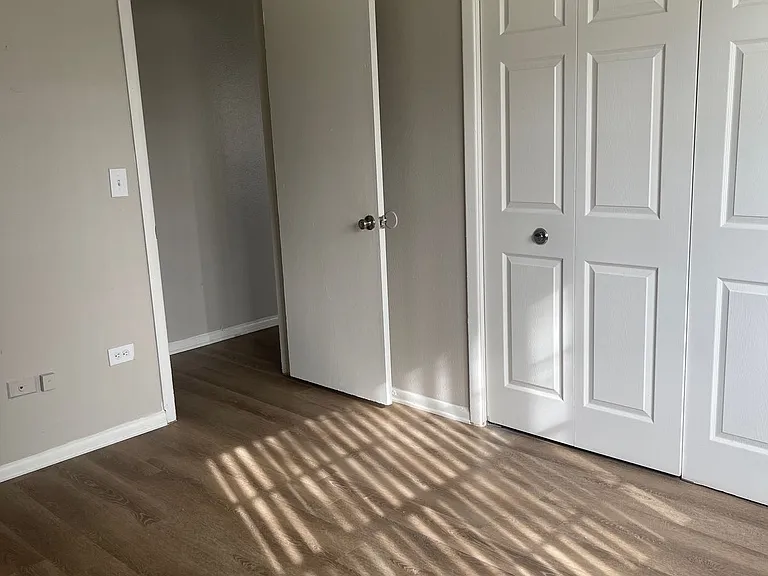 Garden Center Apt. 66 — Photo 31