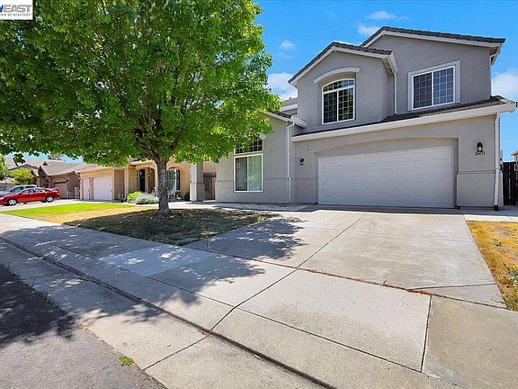 3rd image of 10433 Lone Star Way