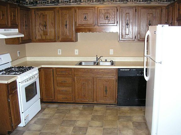 5th image of 2517 Edgehill Pl #B
