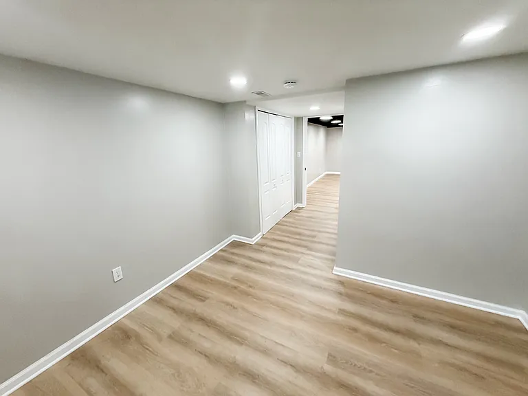 9023 Southview Ln — Photo 17