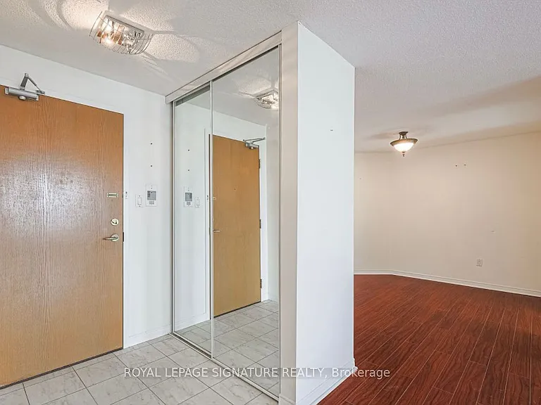 7250 Yonge St #1003 — Photo 20