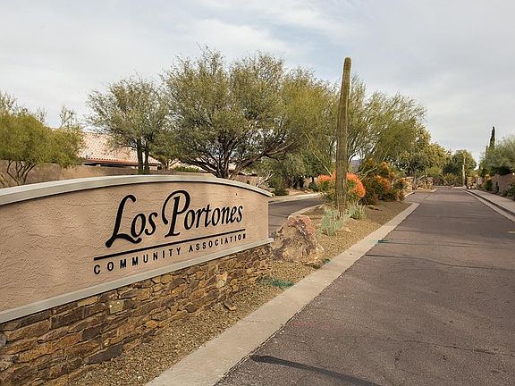 Lost Portones entrance