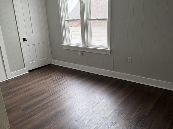 3rd image of 47 W Main St