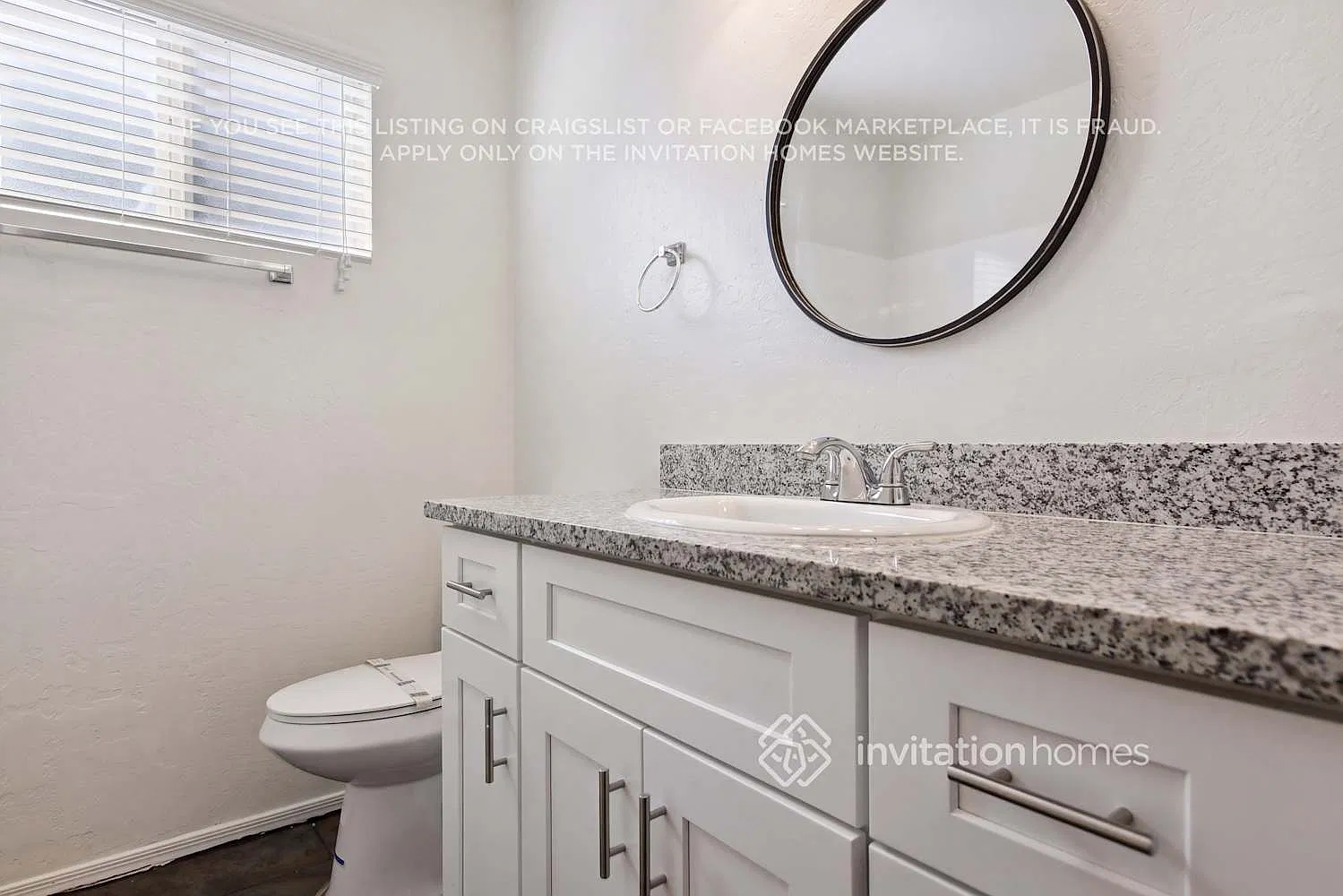 7704 W San Juan Ave Glendale, AZ 85303 — Photo 3