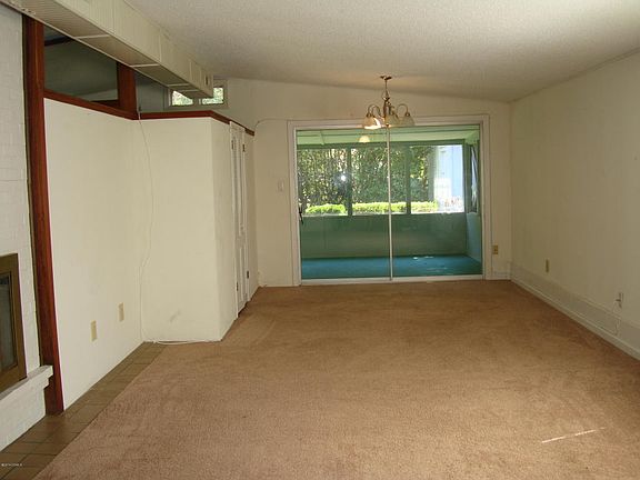 4th image of 305 Virginia Ave