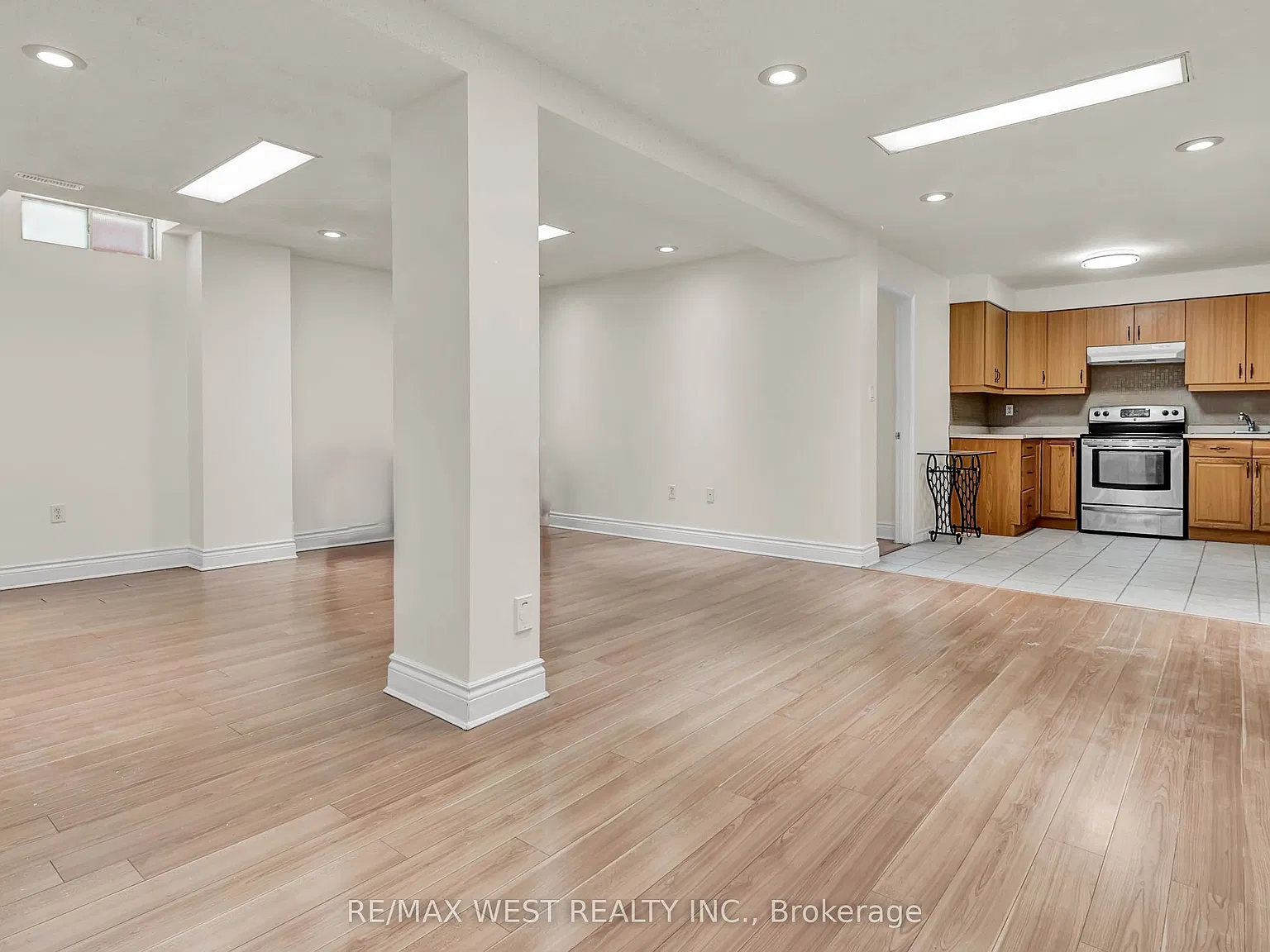 2 bed, $1,800 — Photo 4