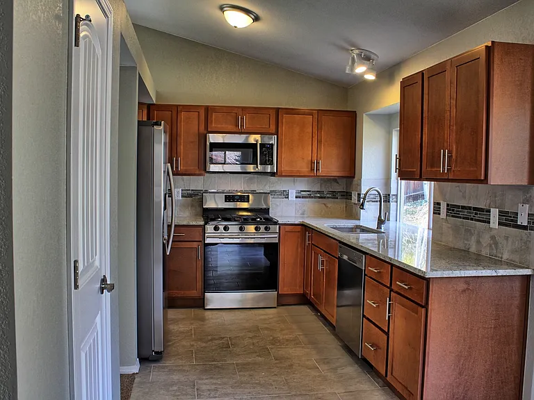 10231 Travertine Pl — Photo 6