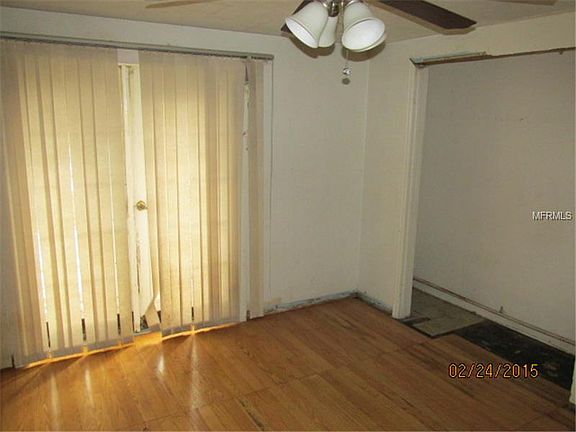 5th image of 2208 Ivey Ln