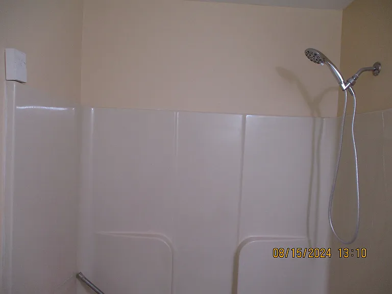 502 Leesburg Dr — Photo 17