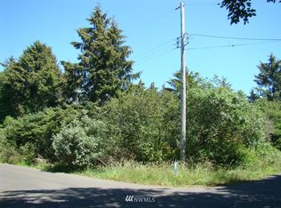 525 Leitha Ct SE, Ocean Shores, WA