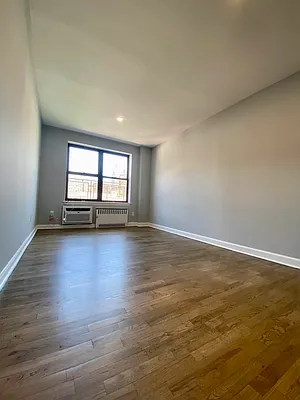 Rented by Dynamik Realty | media 12