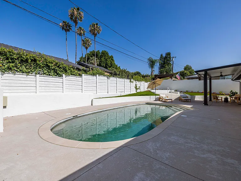 9355 Ruffner Ave — Photo 30