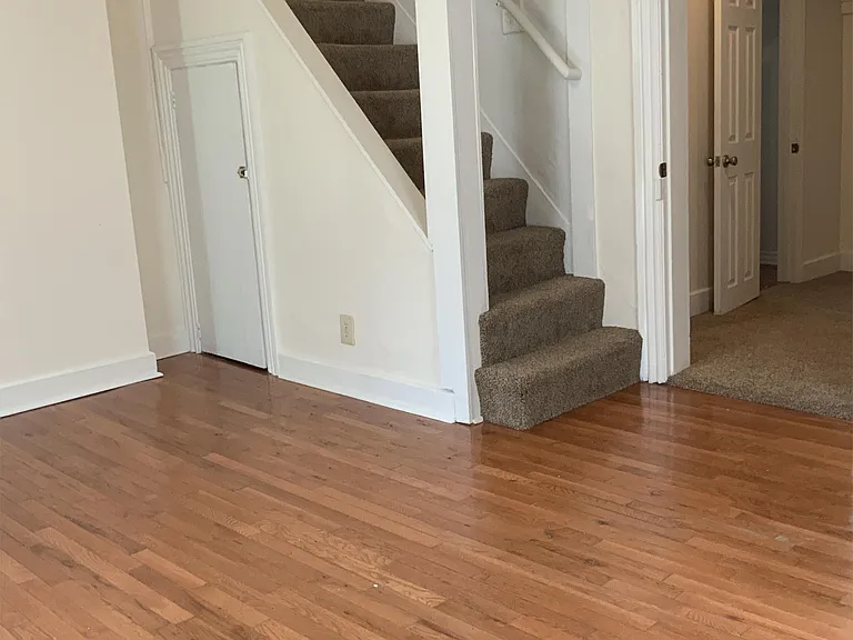 344 Watt St — Photo 10