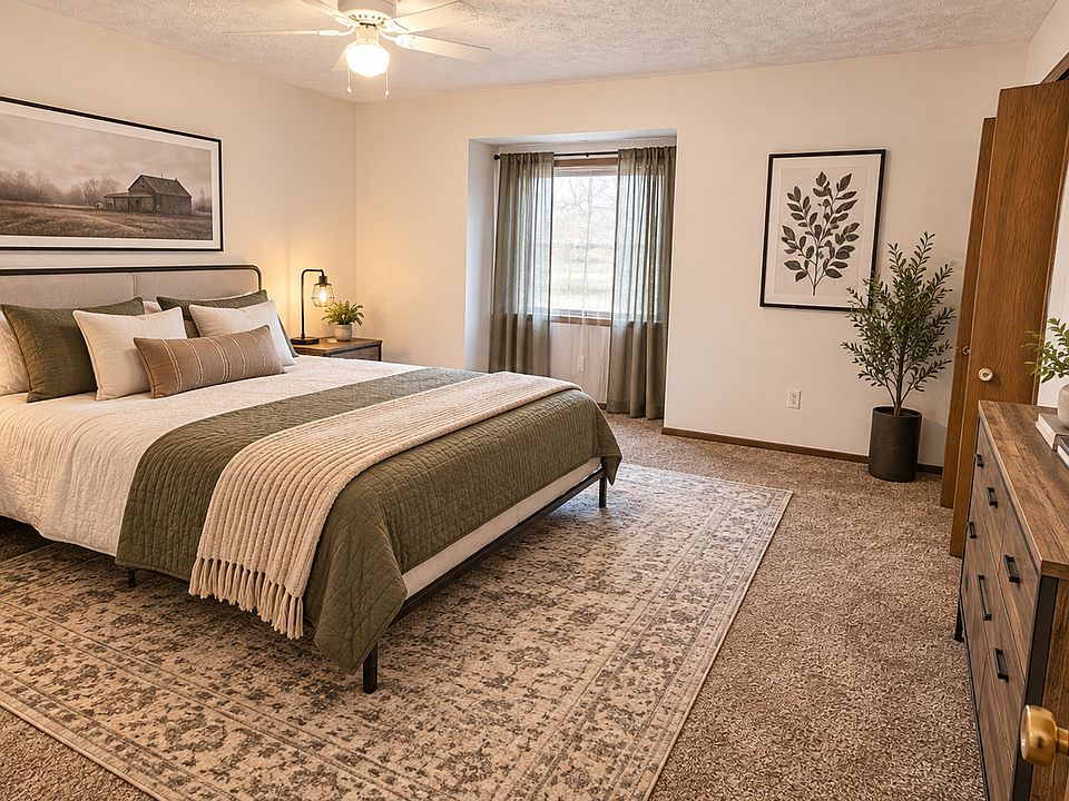 1st image of 63-69 Chambers Rd #65