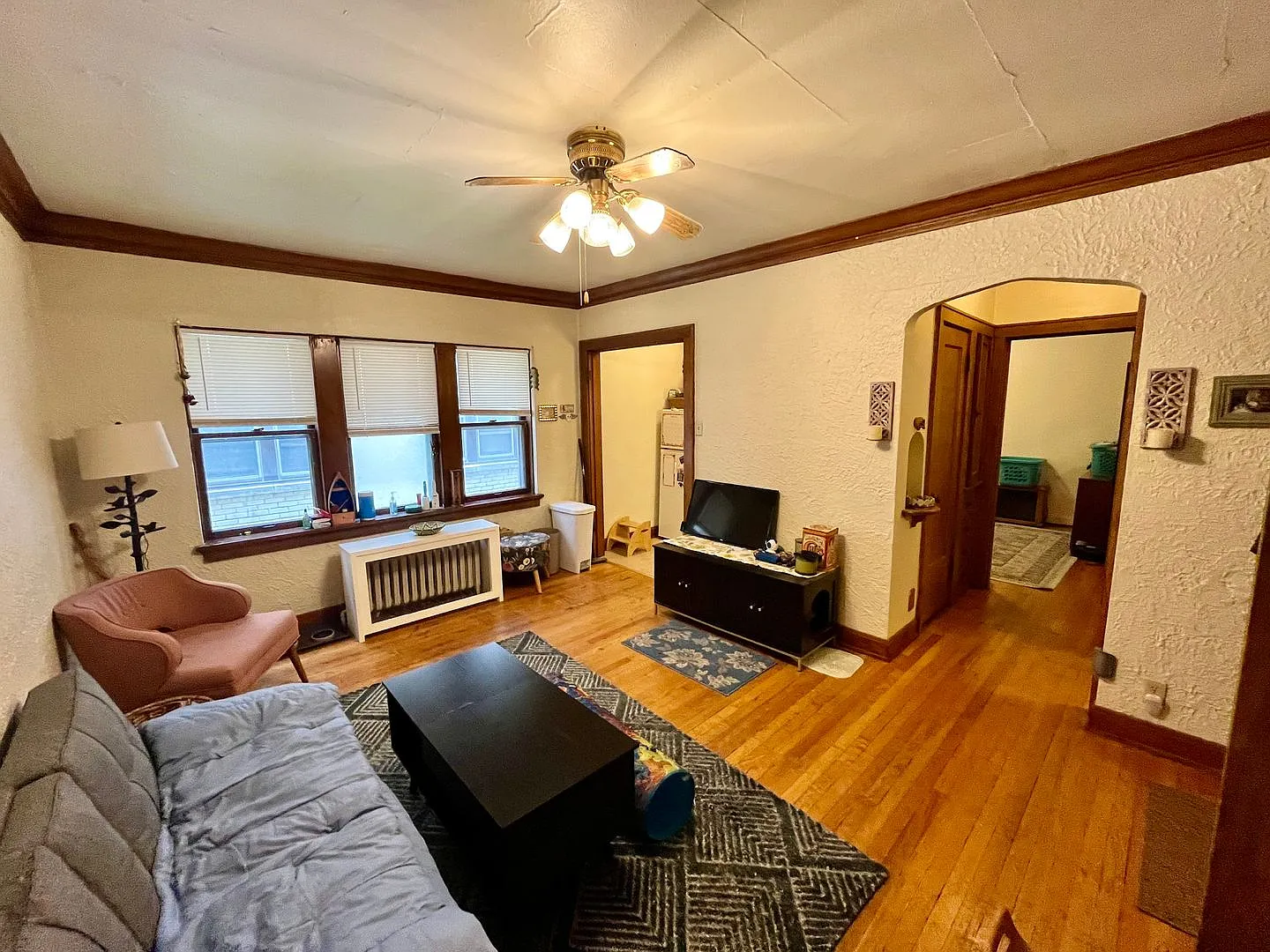 4474 N Oakland Ave — Photo 3