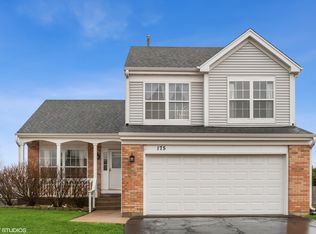 175 E Silver Oaks Dr, Round Lake Beach, IL