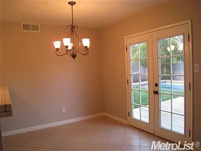 2nd image of 7553 Ashwood Way