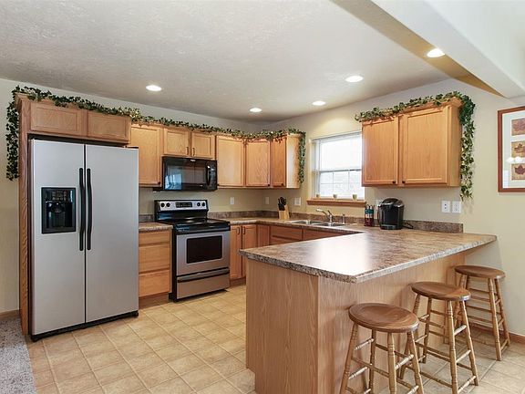 5th image of 171 Alydar Dr