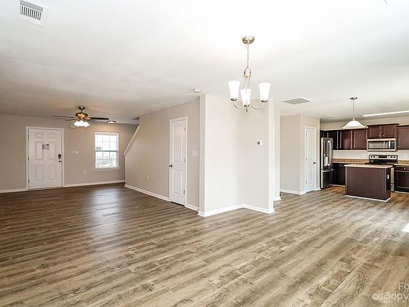 4th image of 6406 Brumit Ln