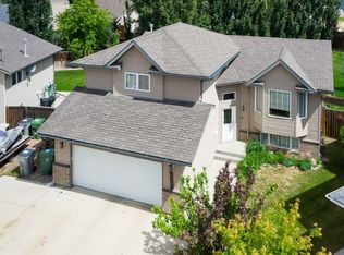 5104 SW 21 Street Close, Lloydminster, AB T9V 3K7