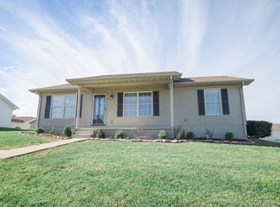805 Vanda Branch Dr, Mount Sterling, KY 40353
