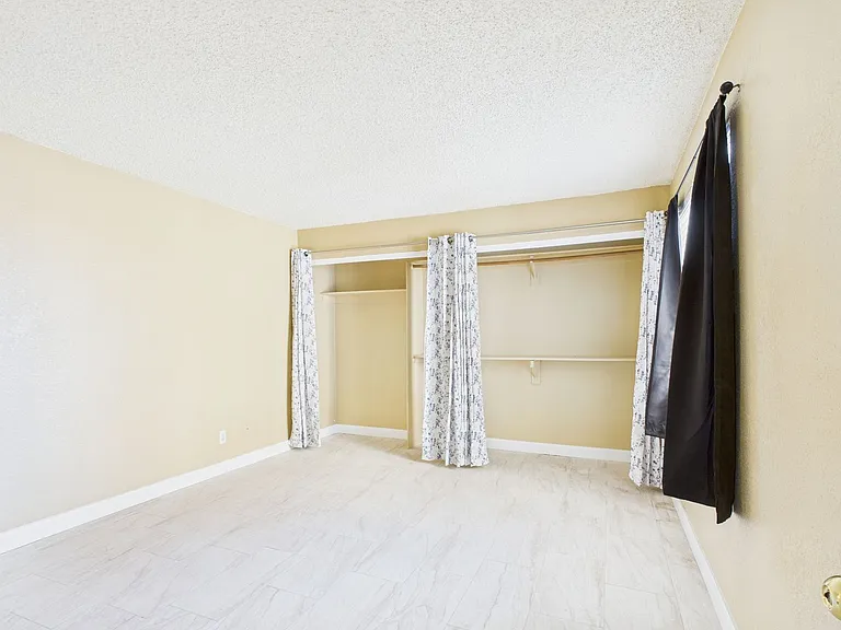 5236 W Peoria Ave #140 — Photo 6