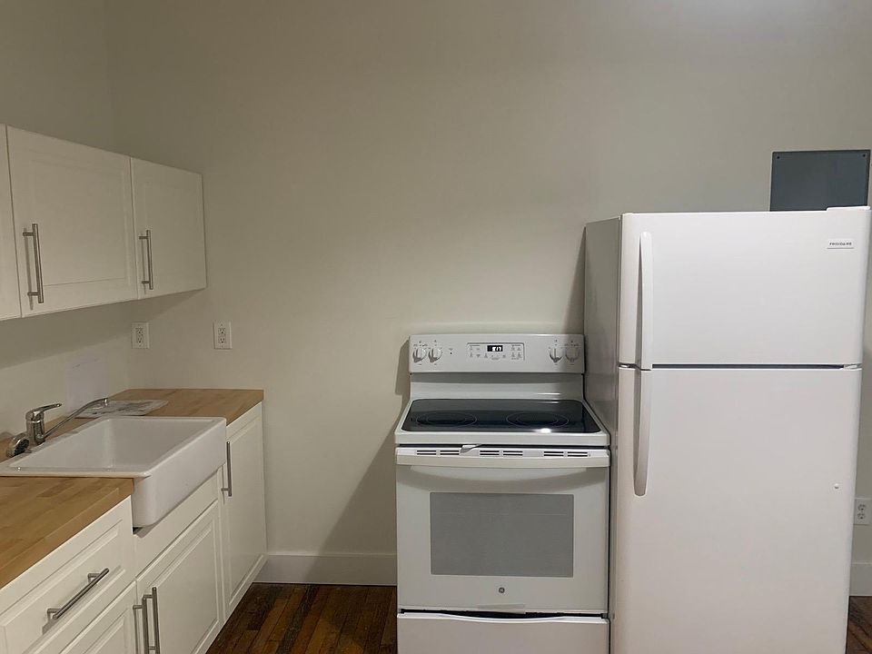1st image of 1417 Kemper St