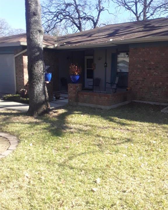 1st image of 3918 Firethorn Dr