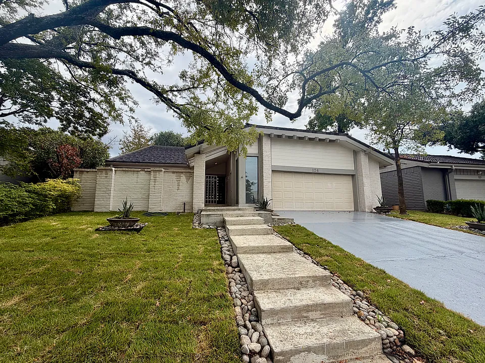 124 Fox Glen Cir