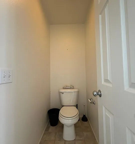 719 W Avenue Q10 — Photo 9